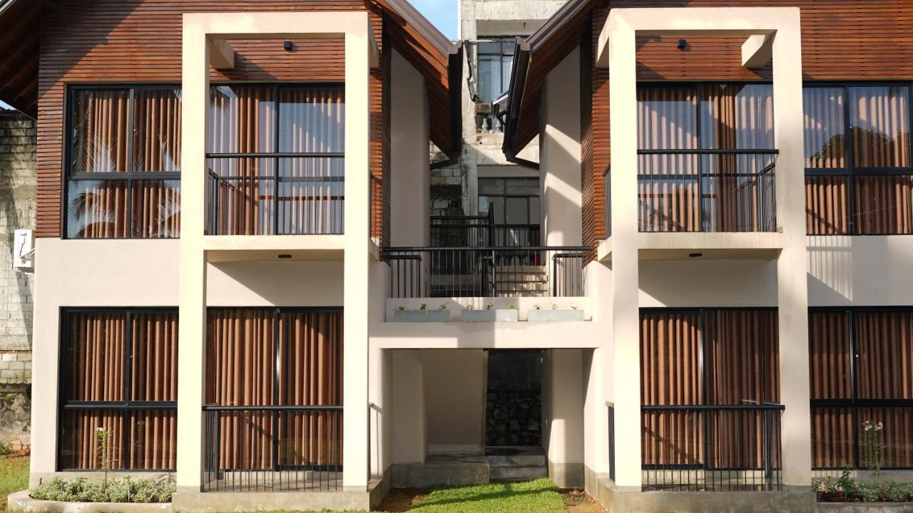 Woodgrove Cabanas Негомбо Екстериор снимка